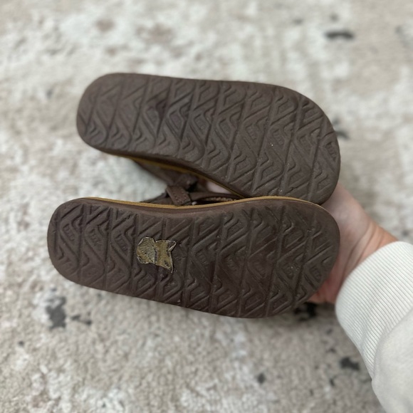 Kids Reef Flip Flops Size 9/10 - Picture 3 of 3